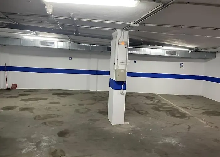 Centro Con Parking Апартаменты *