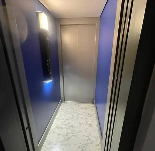 Centro Con Parking דירה